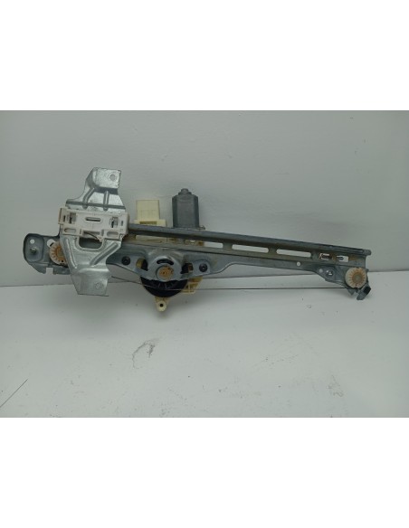 Recambio de elevalunas trasero derecho para peugeot 308 gt pack referencia OEM IAM 9678189980  