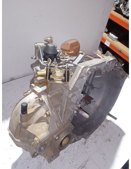 Recambio de caja cambios para alfa romeo 147 (190) referencia OEM IAM 207421  