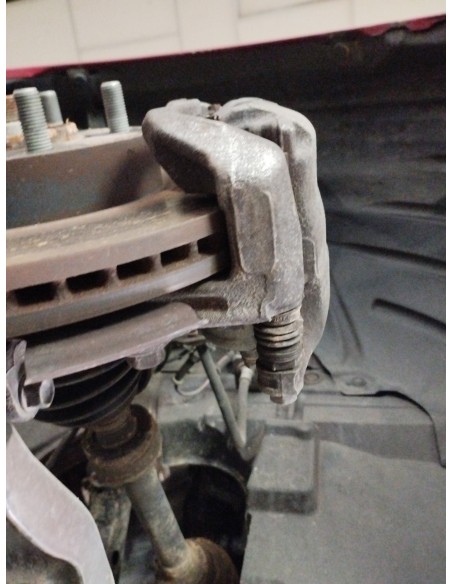 Recambio de pinza de freno delantera derecha para mazda 3 lim. () luxury referencia OEM IAM GAZR3398ZA  