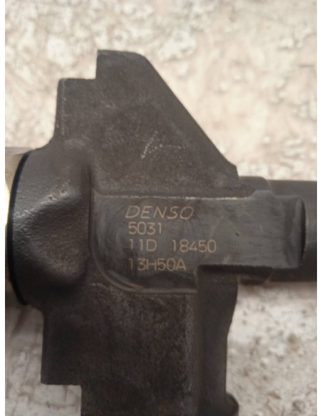 Recambio de inyector para mazda mpv (lw) 2.0 diesel cat referencia OEM IAM 13H50A  