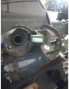 Recambio de tapa exterior combustible para peugeot 308 gt pack referencia OEM IAM 9677268980 COLOR NEGRO  2