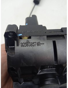 Recambio de cerradura puerta trasera izquierda para renault megane iii sport tourer 1.4 tce referencia OEM IAM 825030571R   2