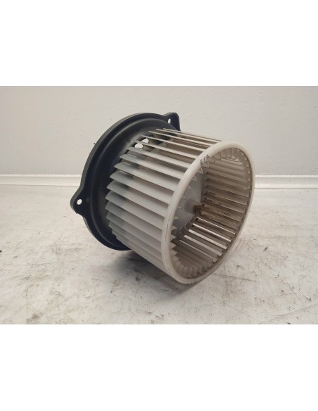 Recambio de motor calefaccion para kia cee´d 1.4 cat referencia OEM IAM F00S33F023  