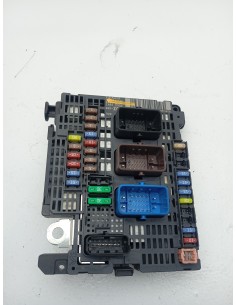 Recambio de caja reles / fusibles para peugeot 308 gt pack referencia OEM IAM 9810296080 MODULO BSM 