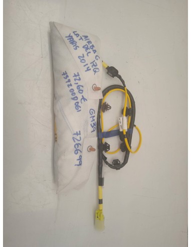 Recambio de airbag lateral izquierdo para toyota yaris referencia OEM IAM 739200D062  