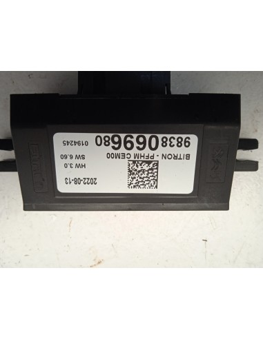 Recambio de modulo electronico para ds 3 crossback so chic referencia OEM IAM 9838069680  