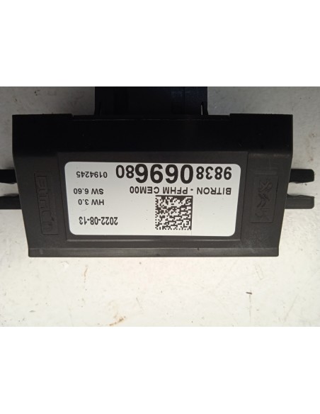 Recambio de modulo electronico para ds 3 crossback so chic referencia OEM IAM 9838069680  
