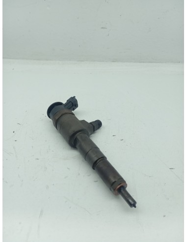 Recambio de inyector para peugeot 207 urban referencia OEM IAM 0445110252  