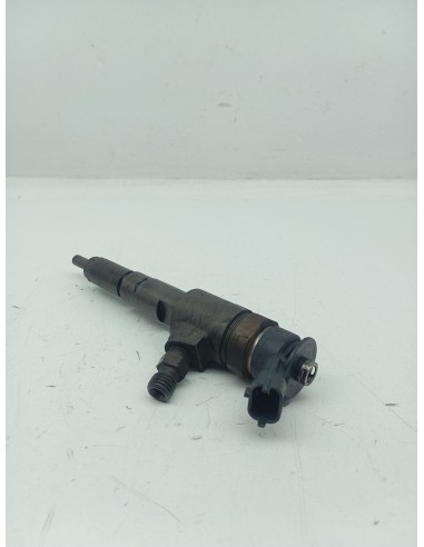 Recambio de inyector para peugeot 207 urban referencia OEM IAM 0445110252  