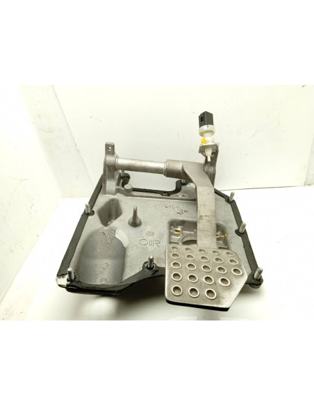 Recambio de pedal freno para ferrari modena 360 referencia OEM IAM 176911  