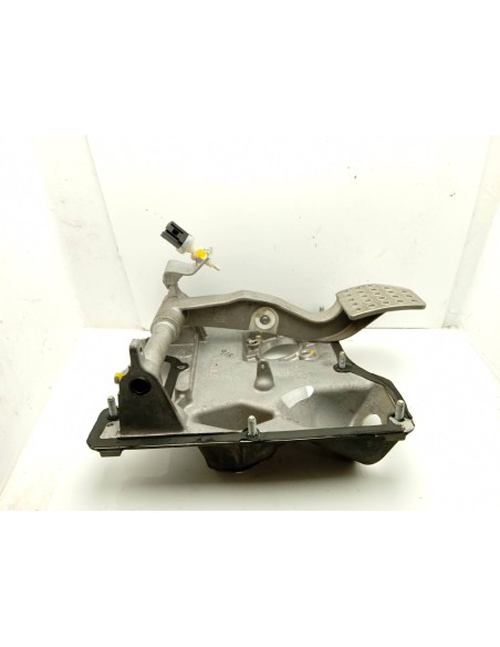 Recambio de pedal freno para ferrari modena 360 referencia OEM IAM 176911  