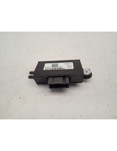 Recambio de modulo electronico para ds 3 crossback so chic referencia OEM IAM 9838069680  