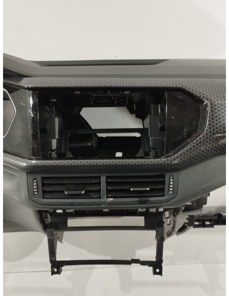 Recambio de salpicadero para volkswagen t-cross sport referencia OEM IAM 2GM857003E  