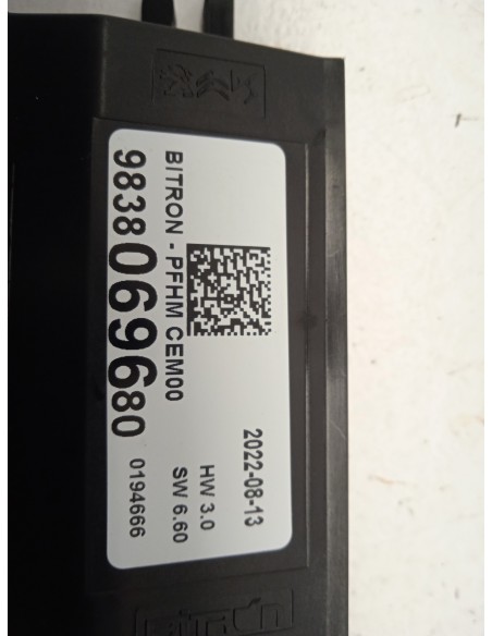 Recambio de modulo electronico para ds 3 crossback so chic referencia OEM IAM 9838069680  