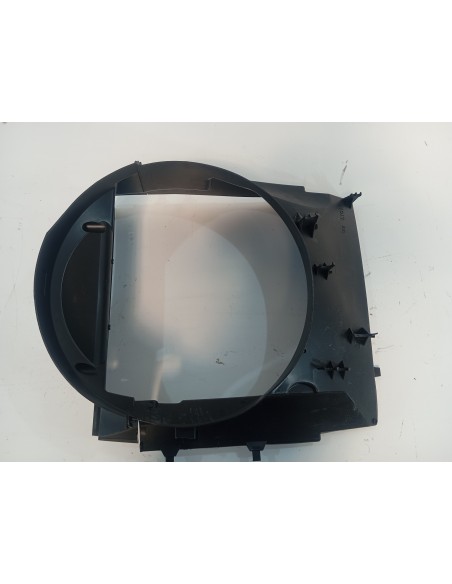 Recambio de plastico para land rover range rover sport v6 td s referencia OEM IAM PGK500230  