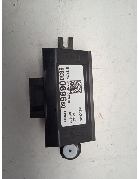 Recambio de modulo electronico para ds 3 crossback so chic referencia OEM IAM 9838069680  