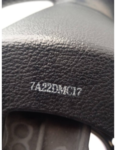 Recambio de volante para kia cee´d 1.6 cat referencia OEM IAM 561101H170EQ CON MANDOS 