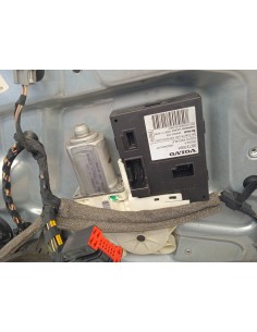 Recambio de elevalunas delantero derecho para volvo s40 berlina 1.6 diesel cat referencia OEM IAM    2