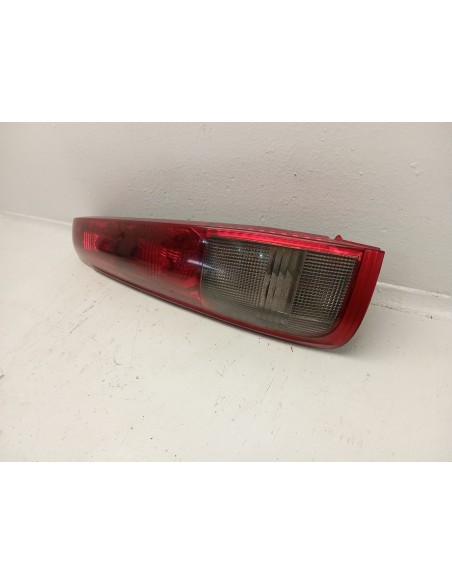 Recambio de piloto trasero izquierdo para nissan x-trail (t30) comfort referencia OEM IAM 265598H300  