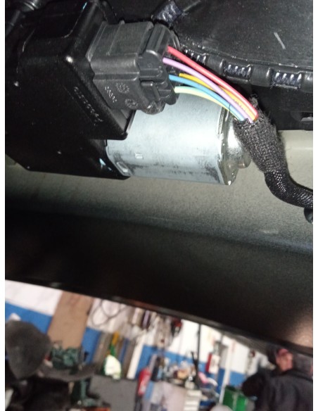 Recambio de motor techo electrico para peugeot 3008 sport pack referencia OEM IAM   