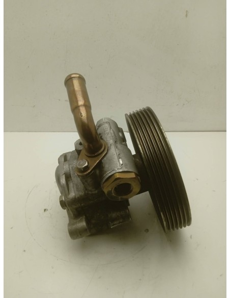 Recambio de bomba direccion para ford fiesta (cbk) 1.4 tdci cat referencia OEM IAM 2S6C3A696DB  