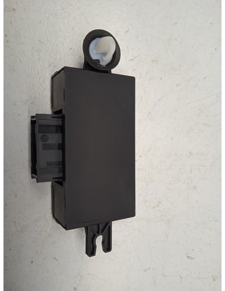 Recambio de modulo electronico para ds 3 crossback so chic referencia OEM IAM 9838069680  