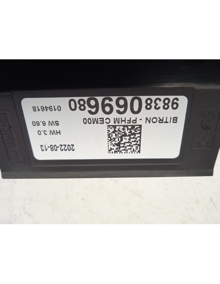 Recambio de modulo electronico para ds 3 crossback so chic referencia OEM IAM 9838069680  