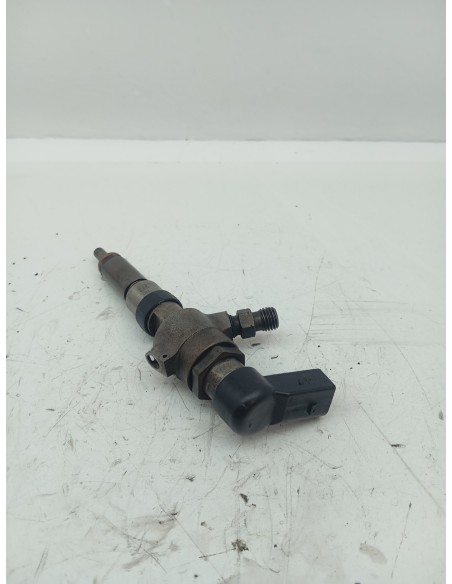 Recambio de inyector para citroën c3 1.4 hdi exclusive referencia OEM IAM 9654551080  