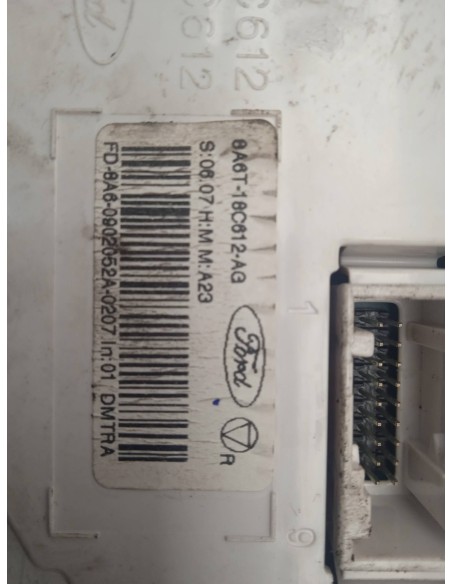 Recambio de mando climatizador para ford fiesta (cb1) 1.6 tdci cat referencia OEM IAM 8A6T18C612AG  