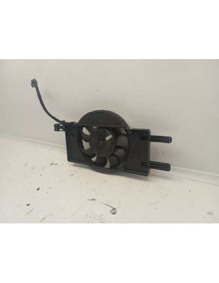 Recambio de electroventilador para ford focus lim. (cb8) trend referencia OEM IAM BV618C607SB  