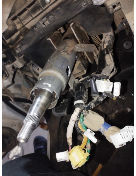 Recambio de columna direccion para subaru xv executive referencia OEM IAM 34500SG020  