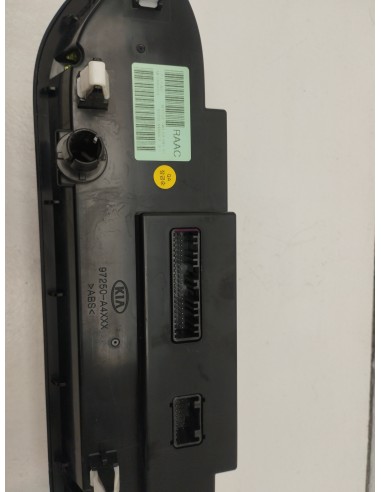 Recambio de mando climatizador para kia carens ( ) emotion referencia OEM IAM 97250A4AA0CA  