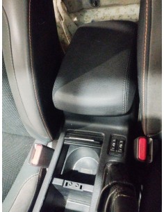 Recambio de apoyabrazos central para subaru xv executive referencia OEM IAM 92113FJ050VH  