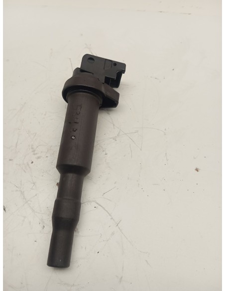 Recambio de bobina encendido para peugeot 308 confort referencia OEM IAM 0221504470  