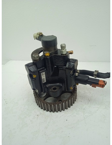 Recambio de bomba inyeccion para peugeot 807 sv referencia OEM IAM 1920AL  