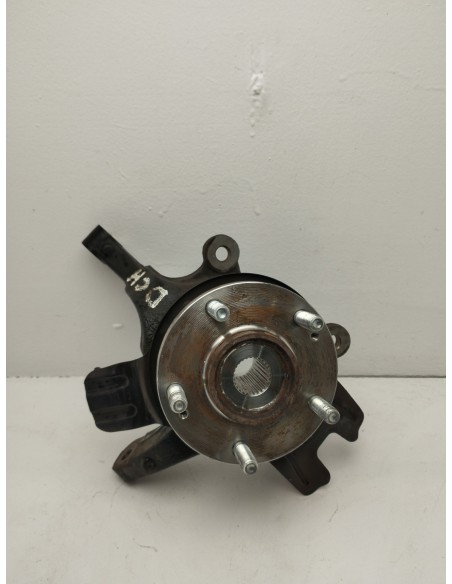 Recambio de mangueta delantera derecha para kia carens ( ) emotion referencia OEM IAM 51716A4500  