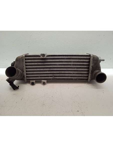 Recambio de intercooler para kia cee´d 2.0 crdi referencia OEM IAM 2827027060  