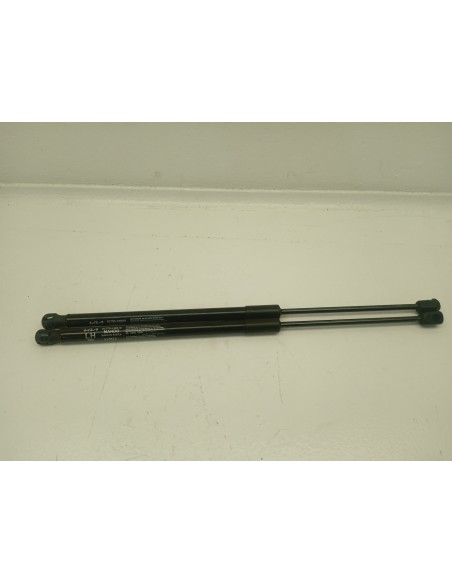 Recambio de amortiguadores maletero / porton para kia rio (yb) drive referencia OEM IAM 81780H8010  