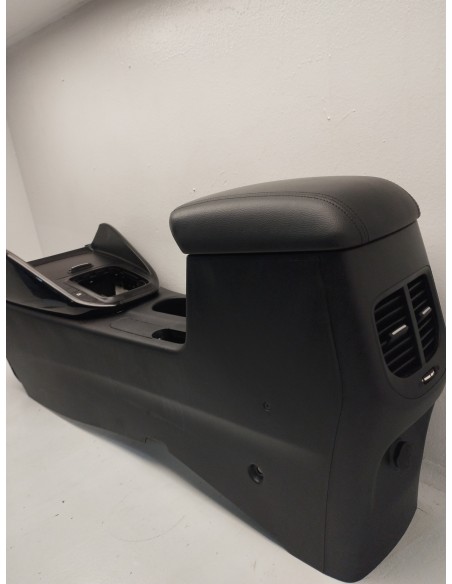 Recambio de apoyabrazos central para kia carens ( ) emotion referencia OEM IAM 84601A4050WK  