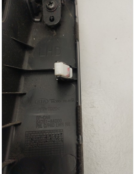 Recambio de guantera para kia carens ( ) emotion referencia OEM IAM 84760A4000  