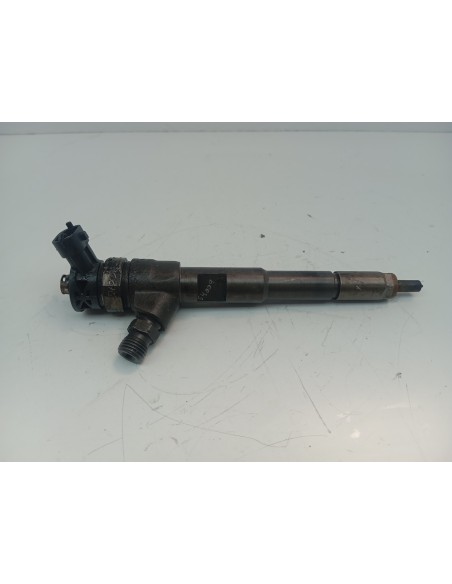 Recambio de inyector para renault clio iv dynamique referencia OEM IAM H8201108033  