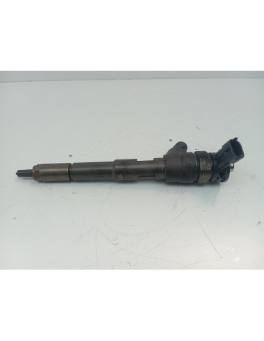 Recambio de inyector para renault clio iv dynamique referencia OEM IAM H8201108033  