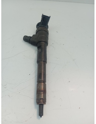 Recambio de inyector para renault clio iv dynamique referencia OEM IAM H8201108033  