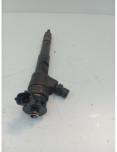 Recambio de inyector para renault clio iv dynamique referencia OEM IAM H8201108033  