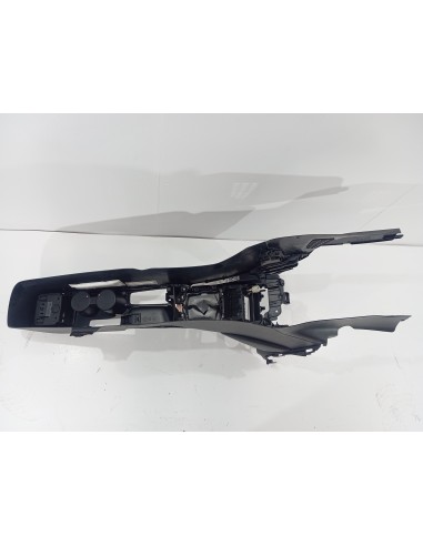 Recambio de consola central para mazda 2 lim. () luxury referencia OEM IAM DA6C64421  