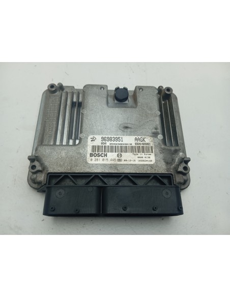 Recambio de centralita motor uce para chevrolet cruze lt referencia OEM IAM 96983951  
