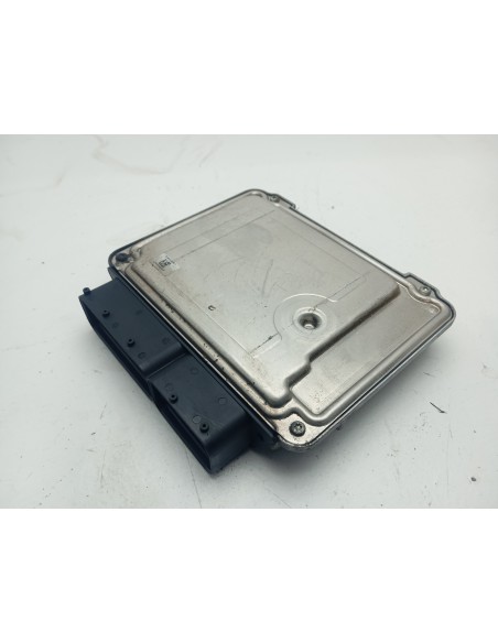 Recambio de centralita motor uce para chevrolet cruze lt referencia OEM IAM 96983951  
