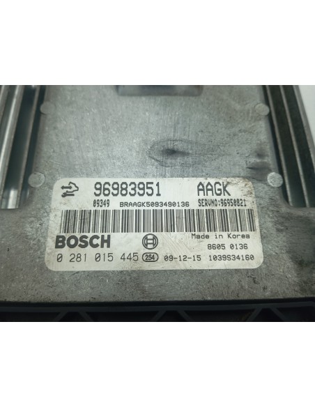 Recambio de centralita motor uce para chevrolet cruze lt referencia OEM IAM 96983951  
