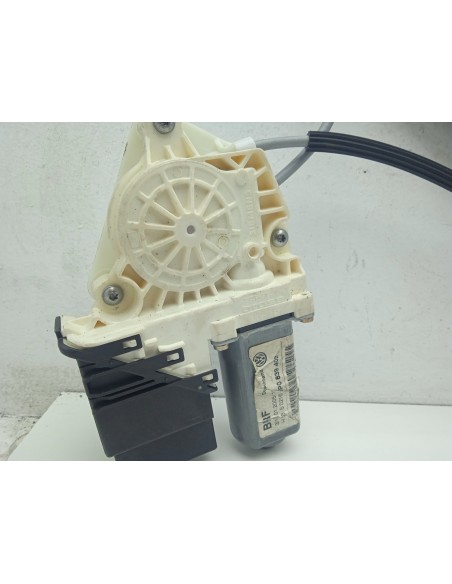 Recambio de elevalunas trasero derecho para seat toledo (5p2) 1.6 referencia OEM IAM 1K0959704B  