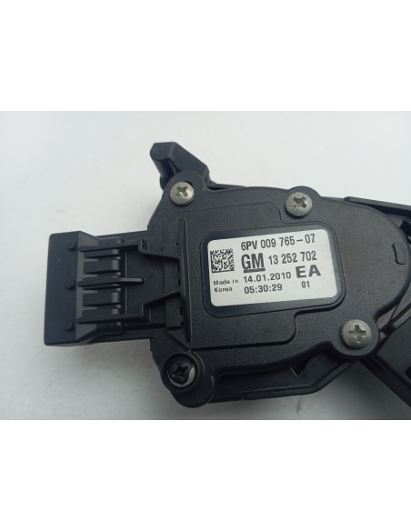 Recambio de potenciometro pedal para chevrolet cruze lt referencia OEM IAM 13252702  